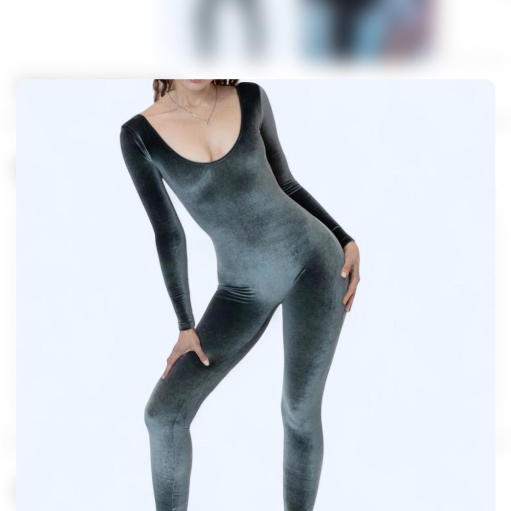 Women's Long-Sleeve Velvet Jumpsuit - Slate Gray